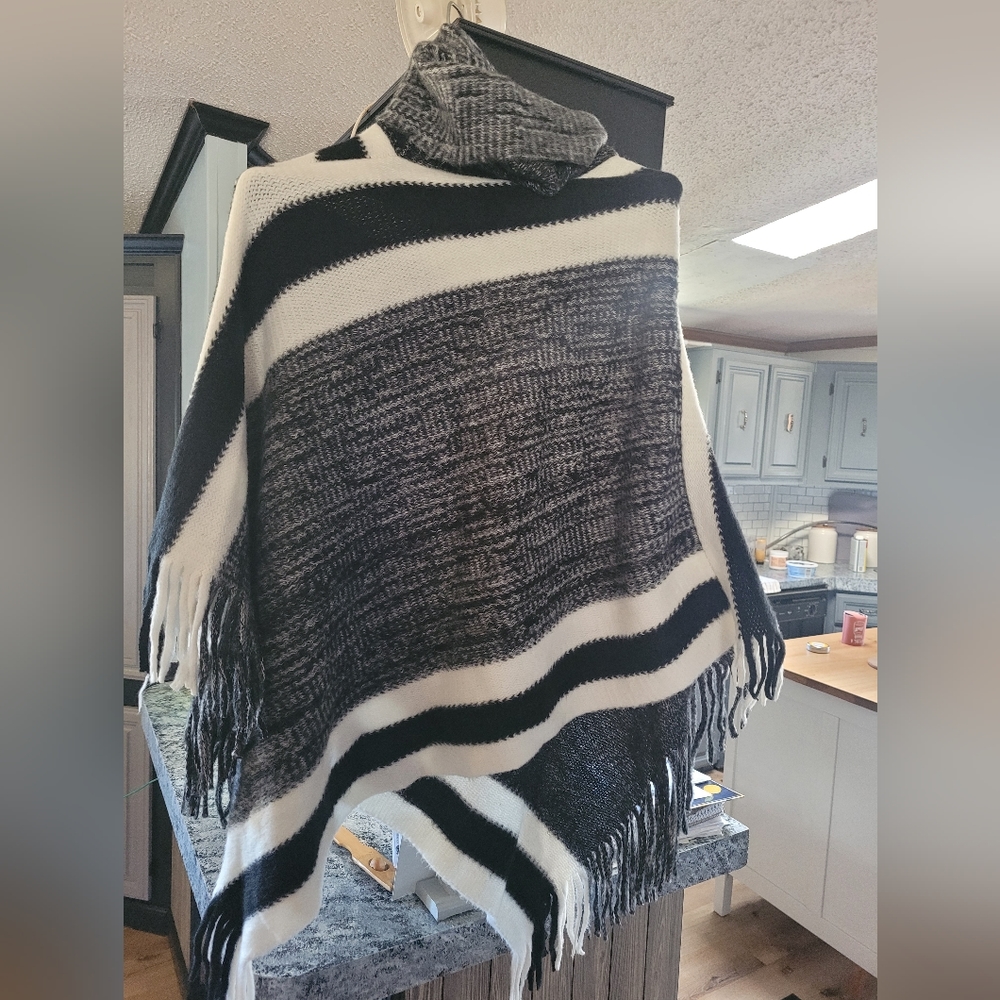 Alpaca Pull Over Poncho